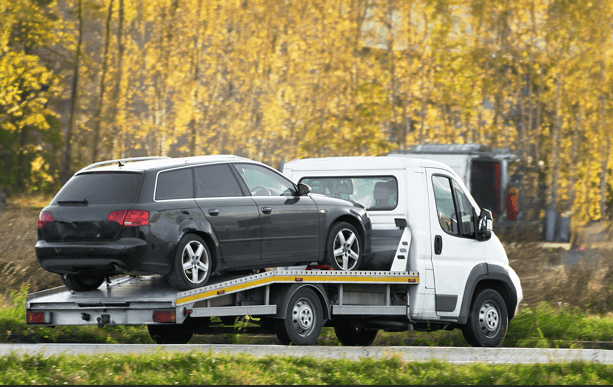 24-hour emergency towing Mississauga